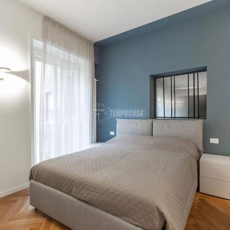Milano - Delizioso Appartamento In Pieno Centro. Fancy Yellow Apartments Luaran gambar